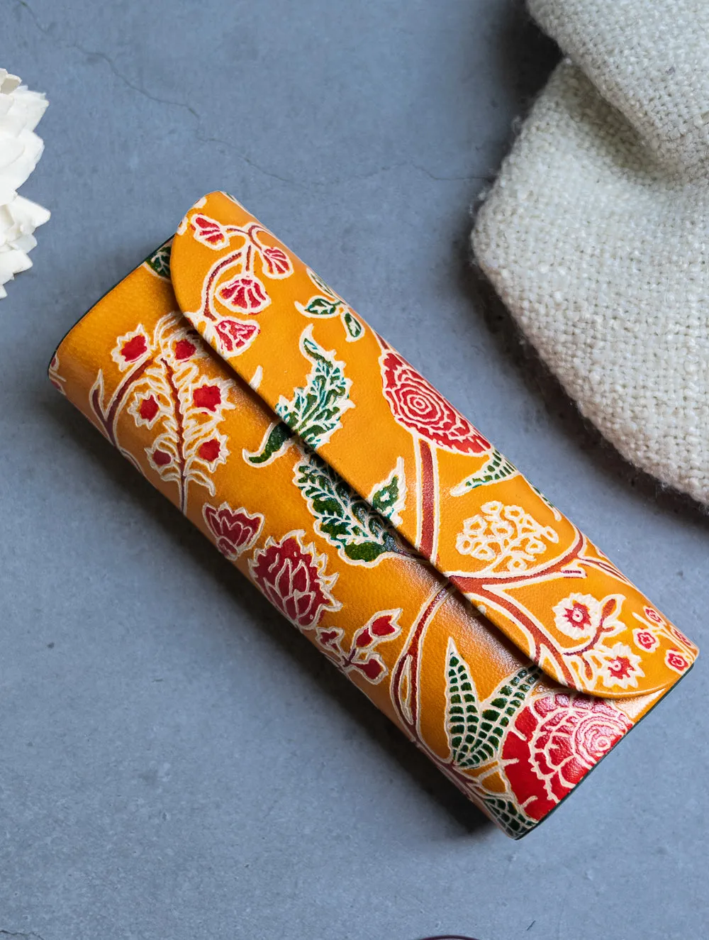 4-Piece Embossed Leather Travel Set - Flora