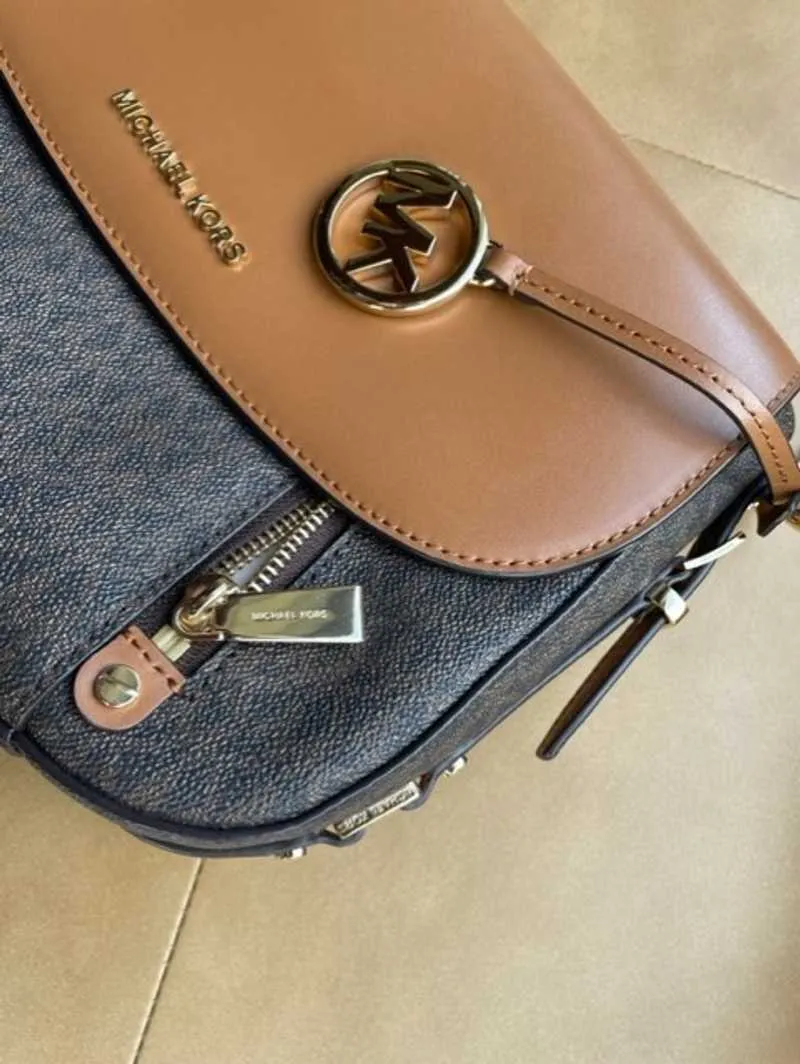 Bedford Legacy Medium Logo and Leather Shoulder Bag
