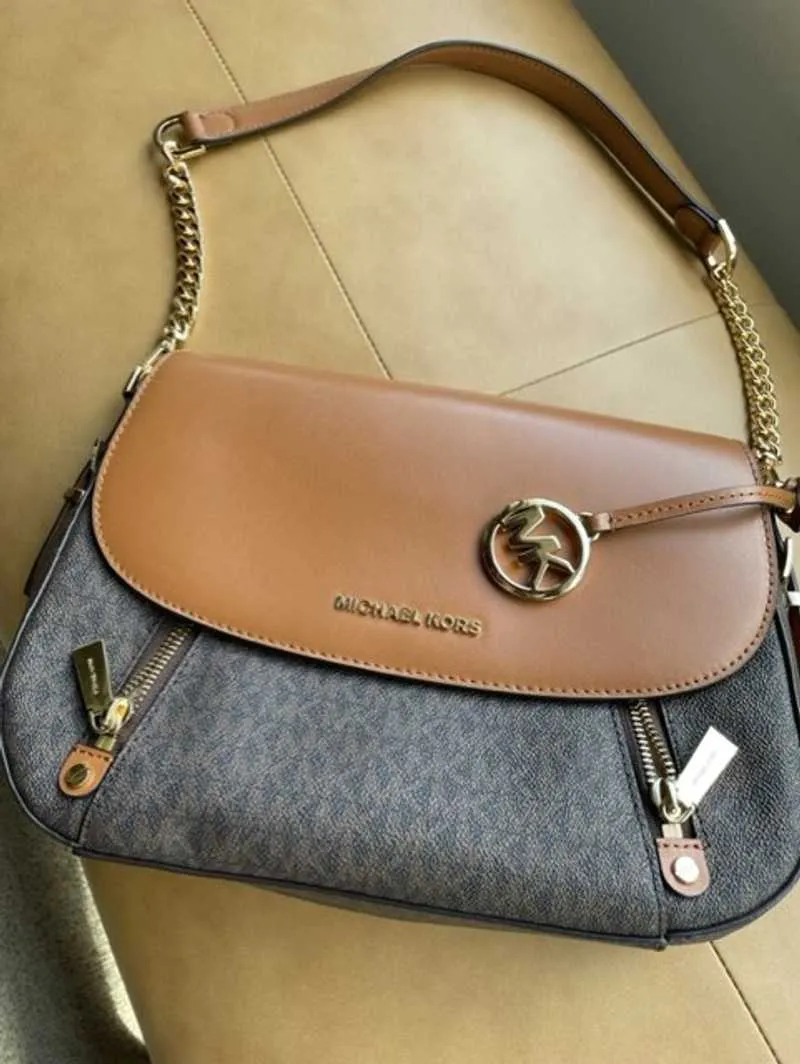 Bedford Legacy Medium Logo and Leather Shoulder Bag