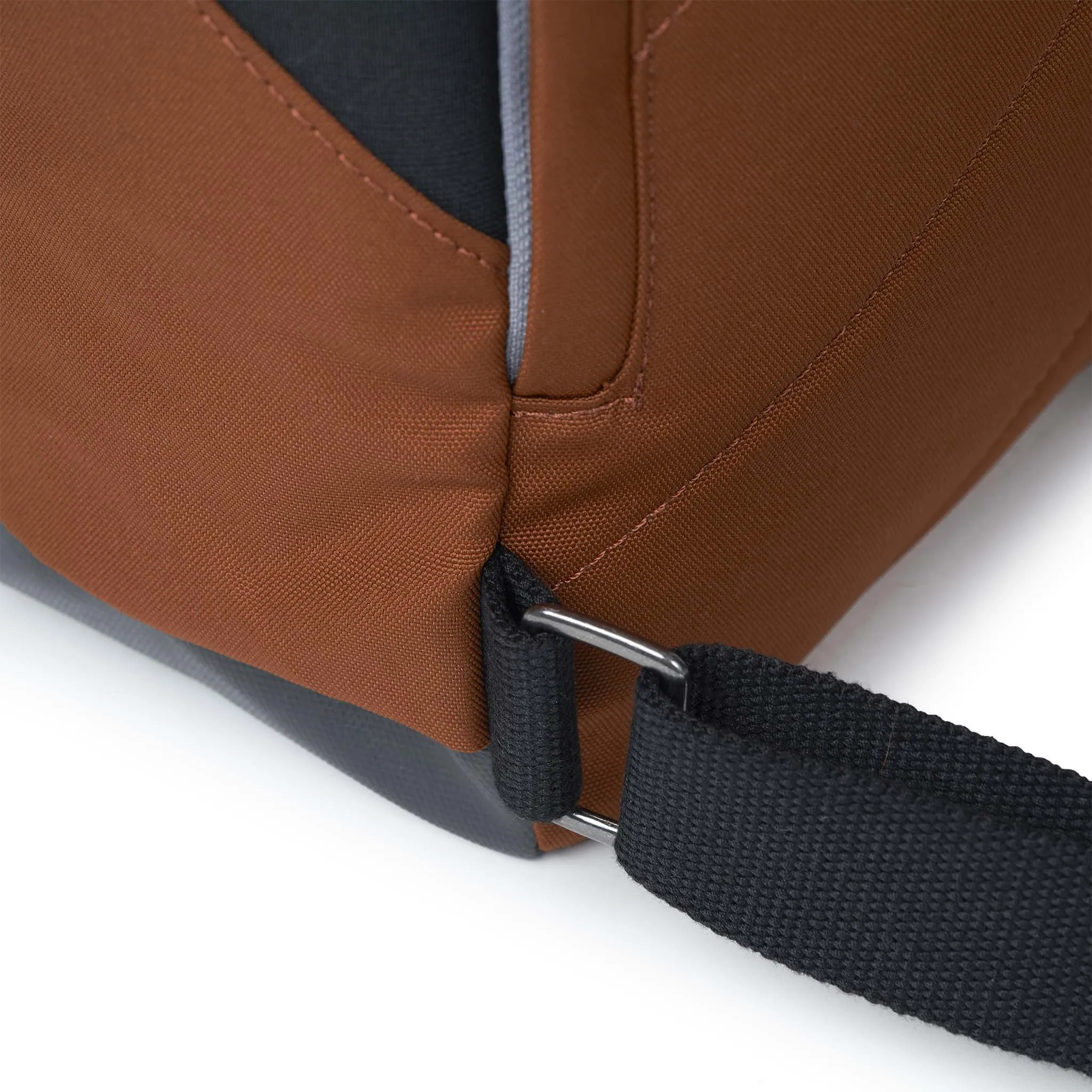 Black Label Canfield B Bran Recycled Canvas