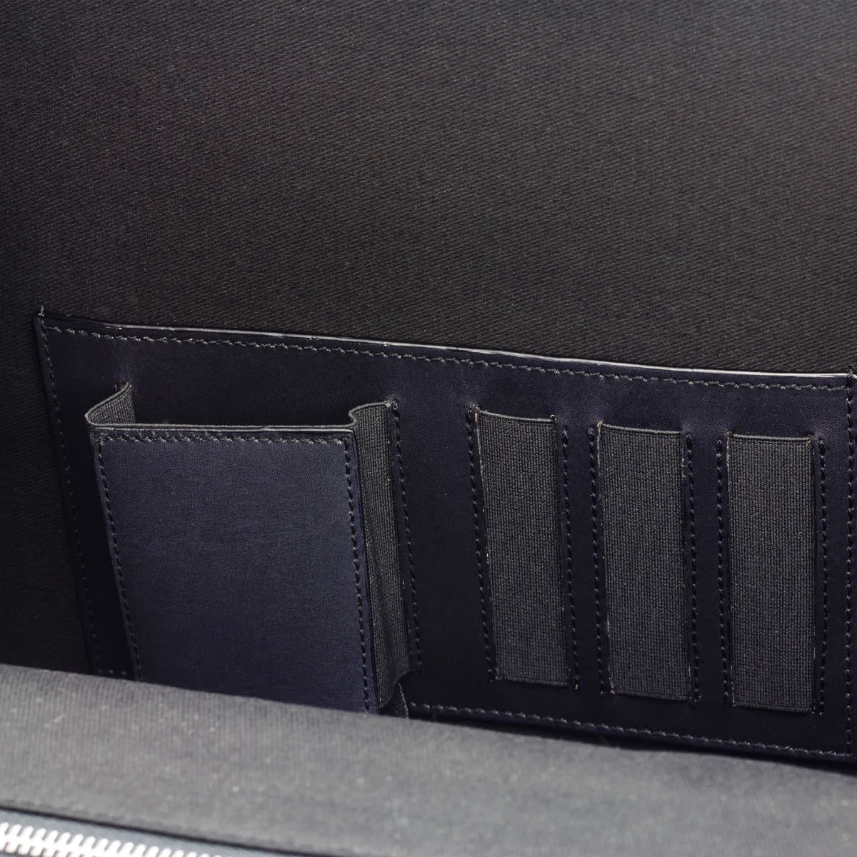 Briefcase Leather Black 2875