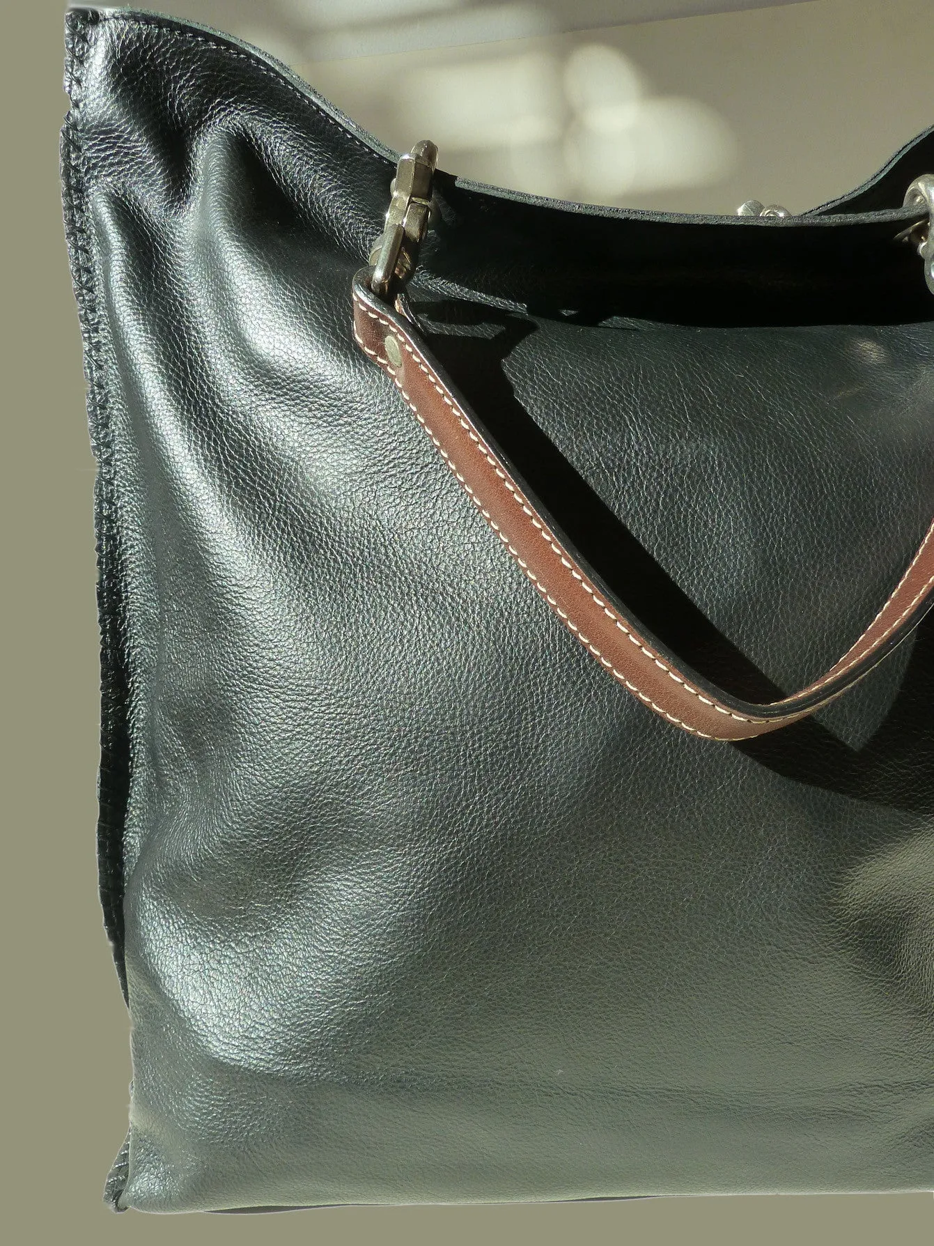 Gajumbo Tote Bag Butter Leather Chocolate