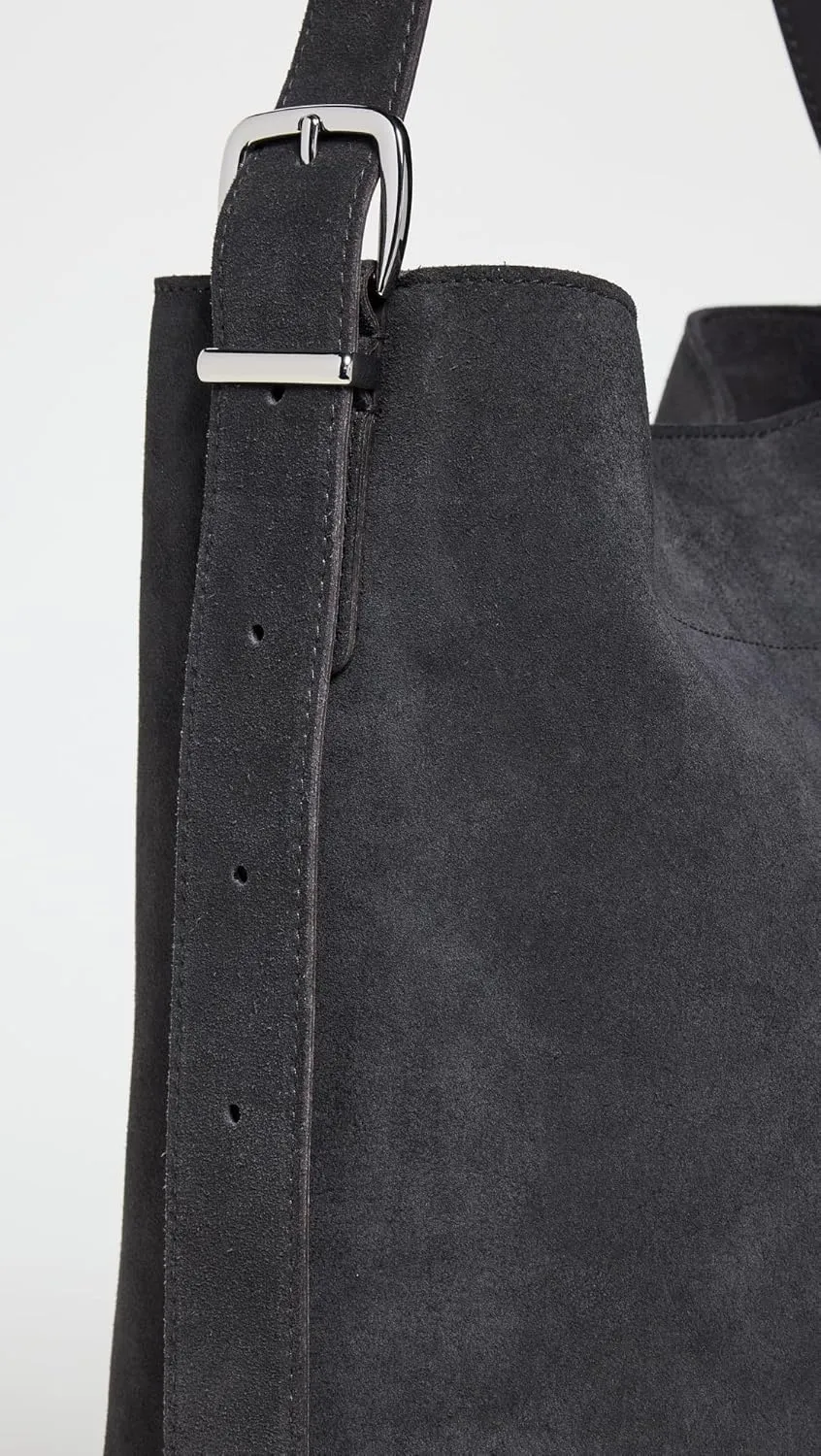 Madewell Women's The Essential Bucket Tote in Suede