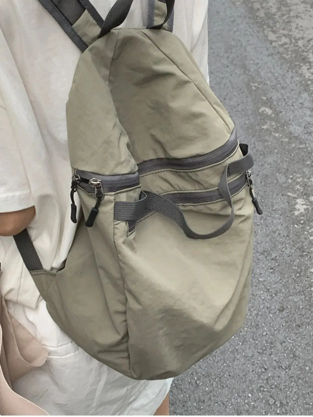 Sohiwoo New Moda Large Capacity Preppy Style Shoulder Bag Travel Casual Commuter Canvas Purses Student Versatile Practical Backpacks