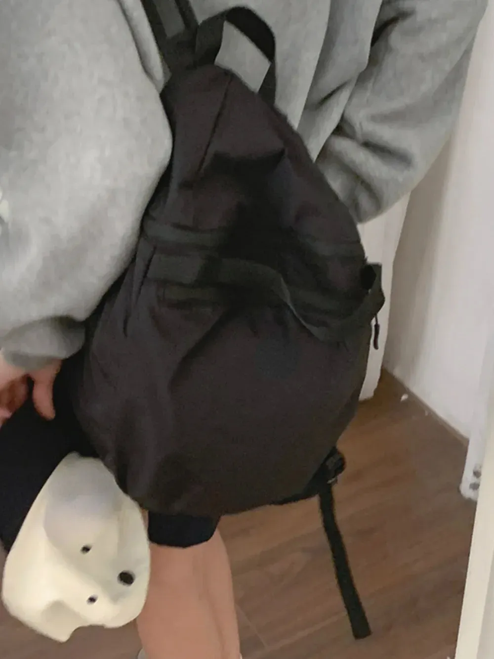 Sohiwoo New Moda Large Capacity Preppy Style Shoulder Bag Travel Casual Commuter Canvas Purses Student Versatile Practical Backpacks