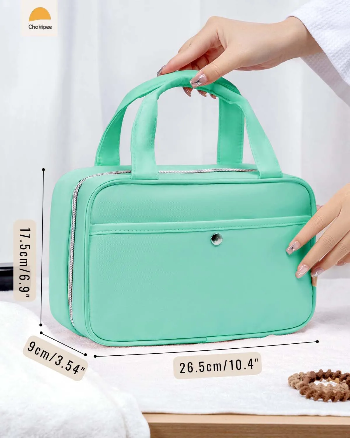 Travel Hanging Toiletry Bag for Women - Waterproof Cosmetic Organizer with Clear Window, Lightweight Bathroom Bags for Essentials, Makeup, Shampoo, Toiletries (Green, Medium)